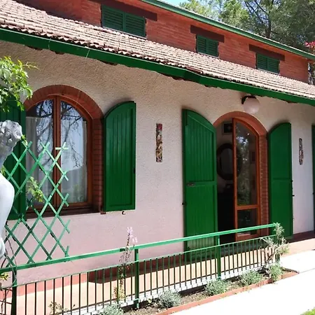 I Pini House 度假居