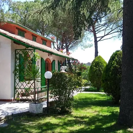 I Pini House *