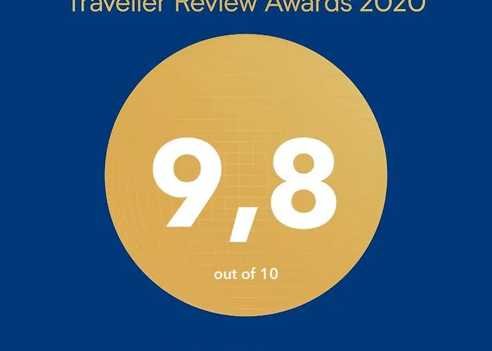 I Pini House * マジョーネ